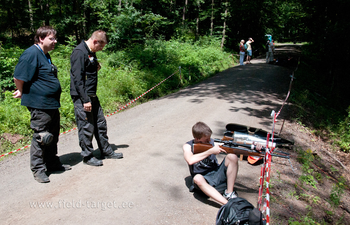 Category 2-5, Group of three Shooters